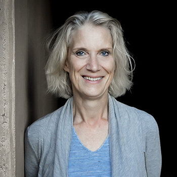Joanne Nelson